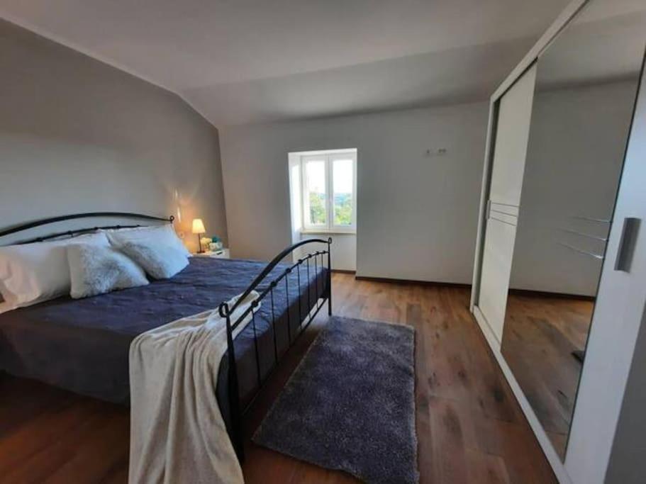 Holiday Home For 8 People, Pool + Sea View Vilanija Buitenkant foto